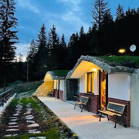 Resort Valea Tatarilor Лаку Рошу Экстерьер фото