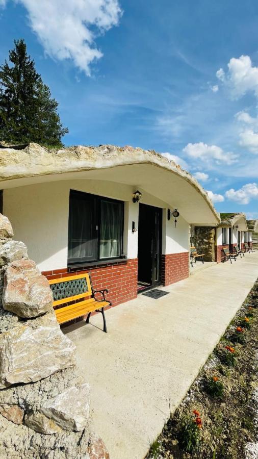 Resort Valea Tatarilor Лаку Рошу Экстерьер фото