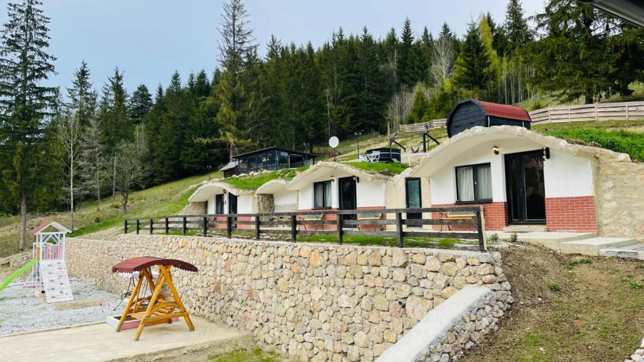 Resort Valea Tatarilor Лаку Рошу Экстерьер фото