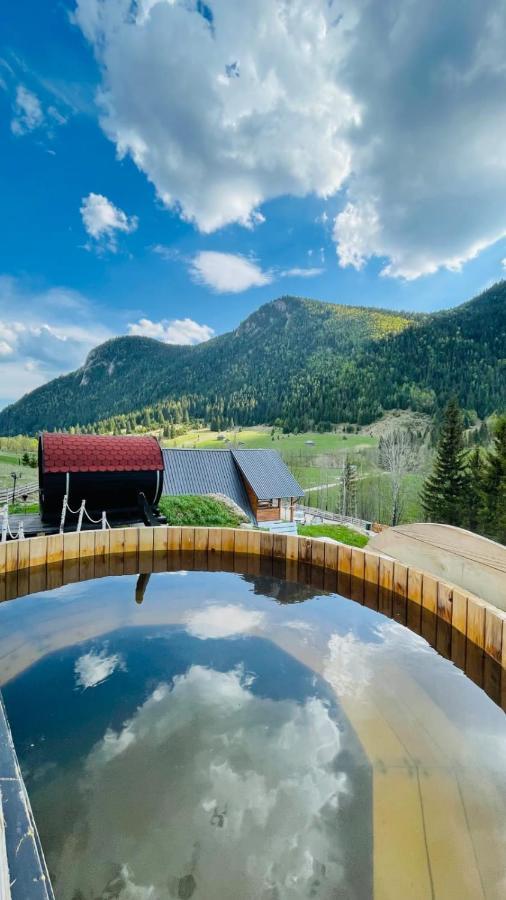 Resort Valea Tatarilor Лаку Рошу Экстерьер фото